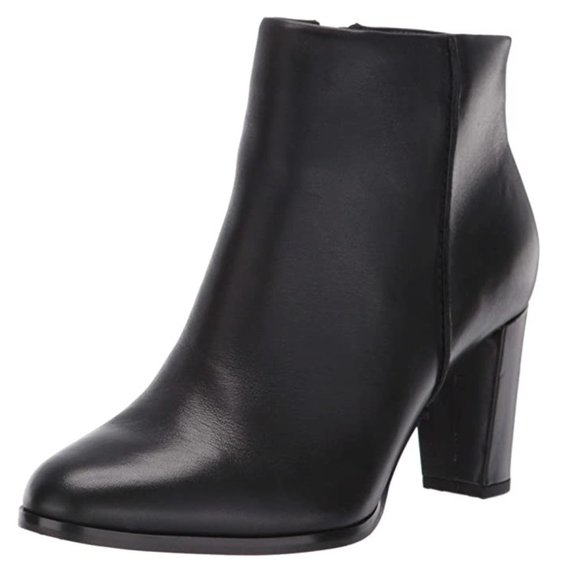 Clarks Women's Kaylin Fern Booties - Picture 1 of 3